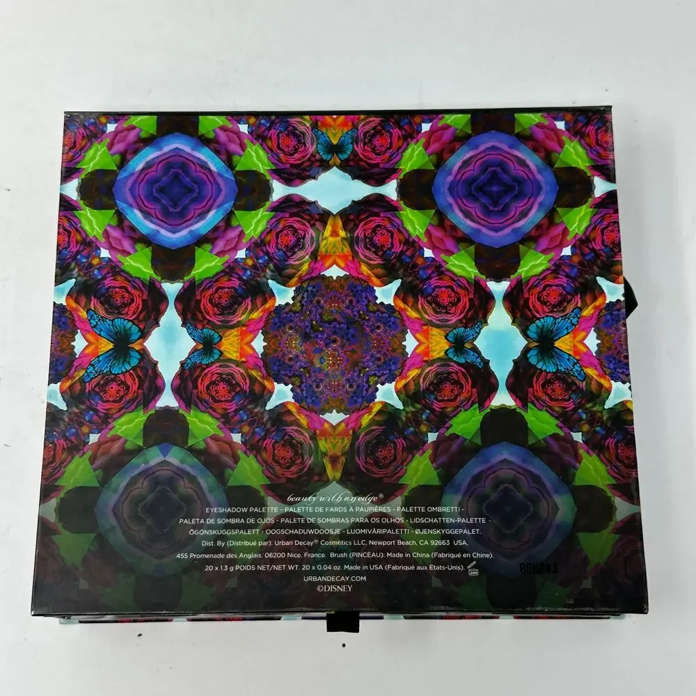 Urban Decay Alice Through The Looking Glass Eyeshadow Palette *READ